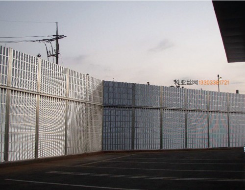 荆州厂界隔音冲孔板-- 科亚荆州声屏障生产厂家