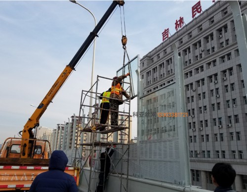 锦州立交桥隔音墙-- 科亚锦州声屏障生产厂家