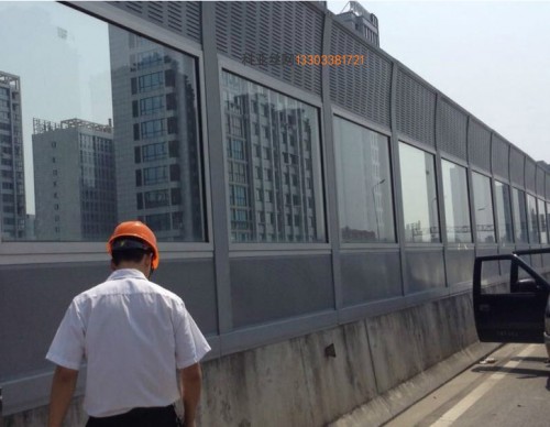 武汉立交桥隔音板-- 科亚武汉声屏障生产厂家