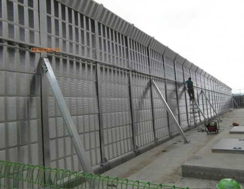滨州冷却塔隔音墙-- 科亚滨州声屏障生产厂家