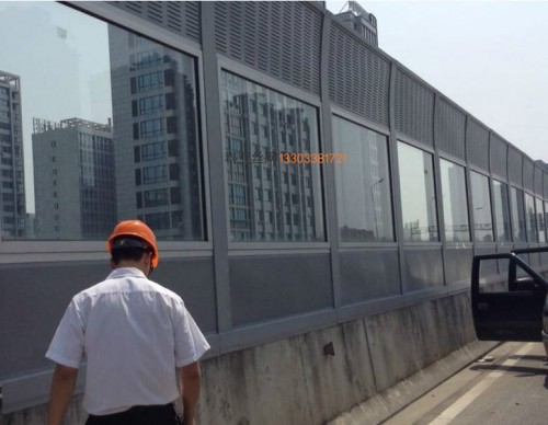 桂林公路隔声墙-- 科亚桂林声屏障生产厂家